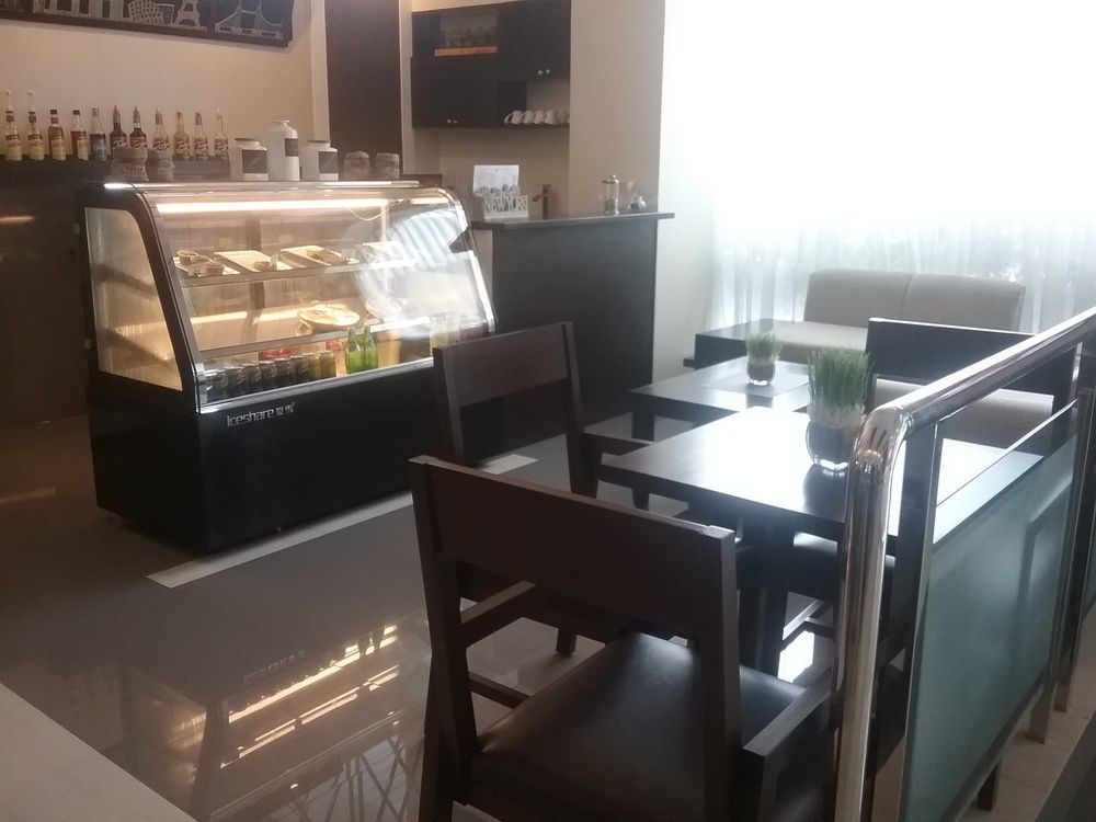 Prime城市度假村酒店 安吉利斯 外观 照片